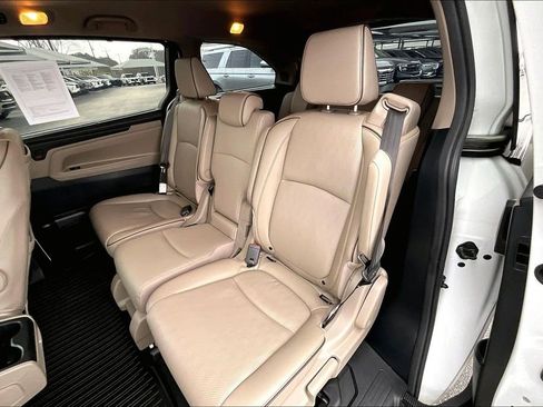 Used 2023 Honda Odyssey Elite image 36