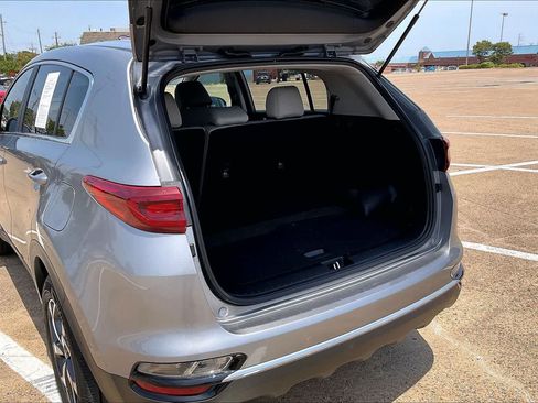 Certified 2022 Kia Sportage LX FWD image 16