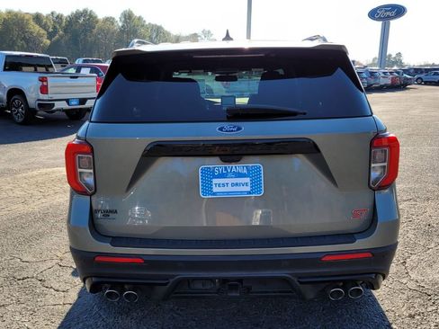 Used 2020 Ford Explorer ST w/ Premium Technology Package image 9