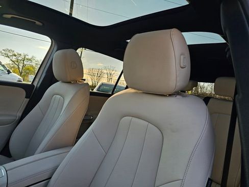 New 2026 Mercedes-Benz GLB 250 4MATIC image 18