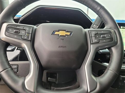Certified 2025 Chevrolet Silverado 2500 LTZ w/ LTZ Convenience Package image 27