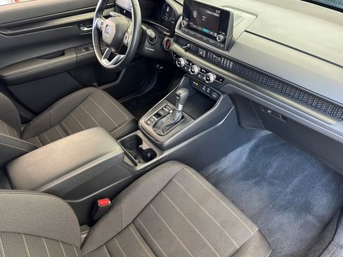 Used 2025 Honda CR-V Sport image 33