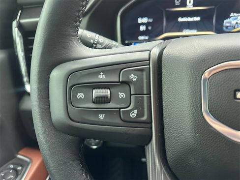 Used 2025 GMC Sierra 2500 Denali Ultimate image 31