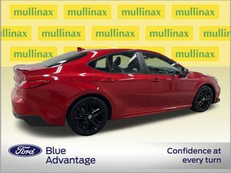 Used 2025 Toyota Camry SE FWD video 2