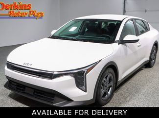 Used 2025 Kia K4 FWD video 1