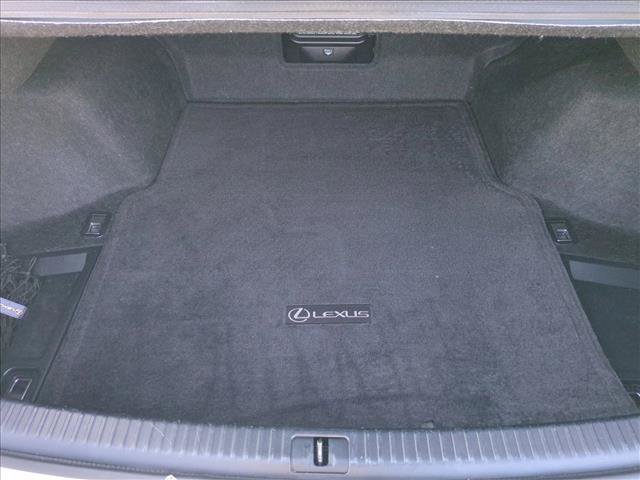 Used 2013 Lexus IS 250 w/ Premium Pkg Value Edition RWD image 6