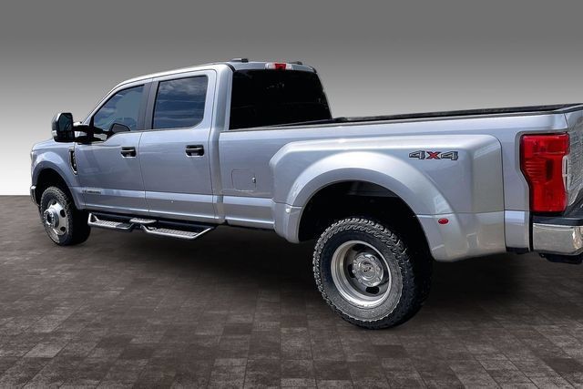 Used 2022 Ford F350 XL w/ STX Appearance Package AWD/4WD image 4