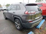 Used 2019 Jeep Cherokee Limited image 5