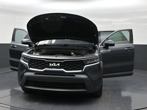 Used 2023 Kia Sorento LX FWD image 33