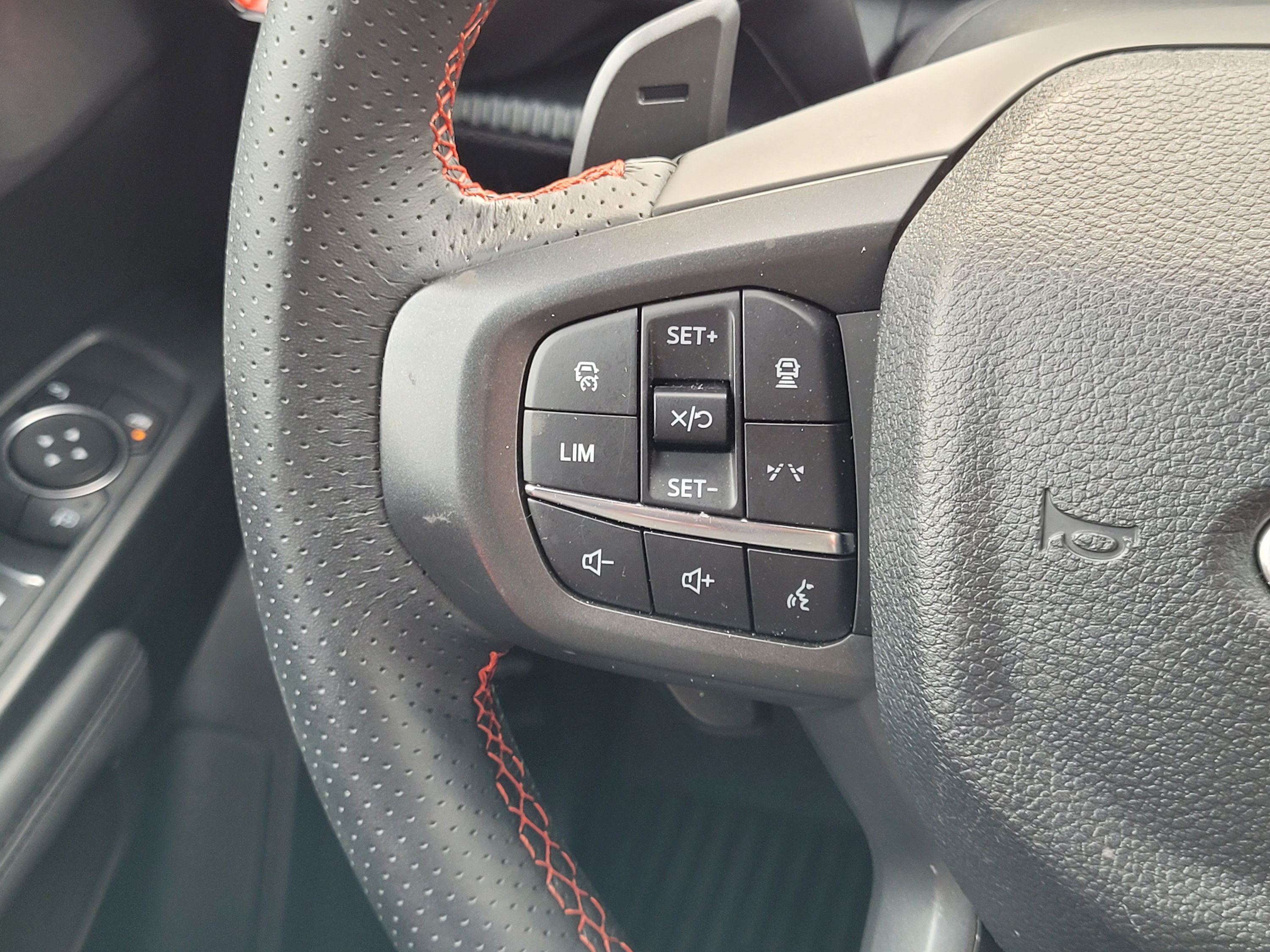 Used 2025 Ford Ranger Raptor AWD/4WD image 14