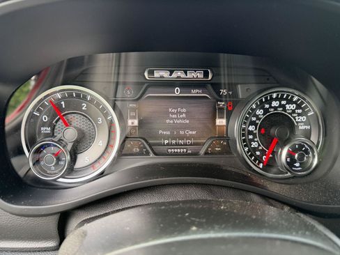 Used 2020 RAM 2500 Big Horn w/ Level 2 Equipment Group AWD/4WD image 15