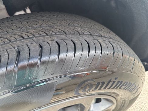 Used 2024 Ford Maverick XLT image 11