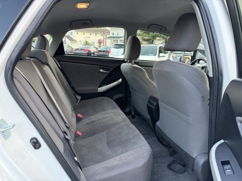 Used 2015 Toyota Prius Three FWD image 13