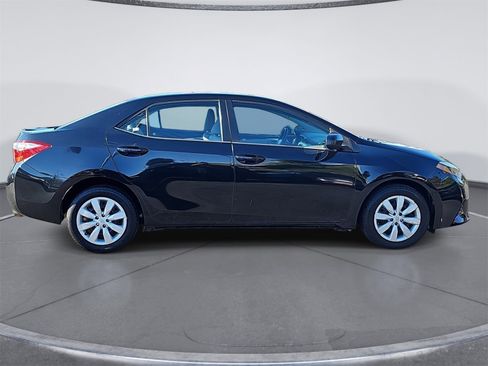 Used 2016 Toyota Corolla L image 2