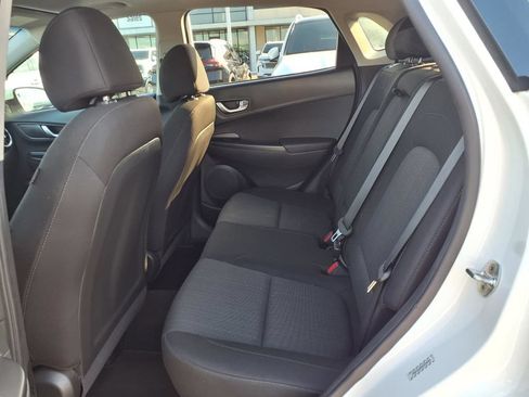Used 2022 Hyundai Kona SEL w/ Convenience Package FWD image 17