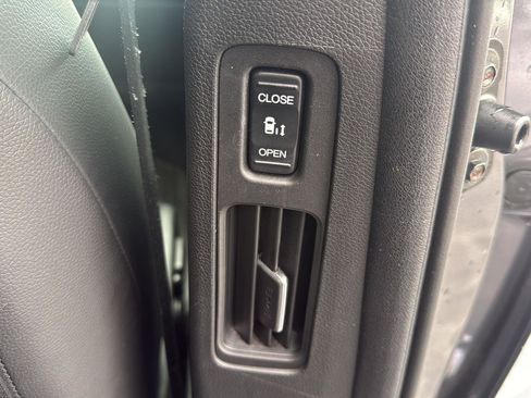 Certified 2024 Honda Odyssey Touring image 35