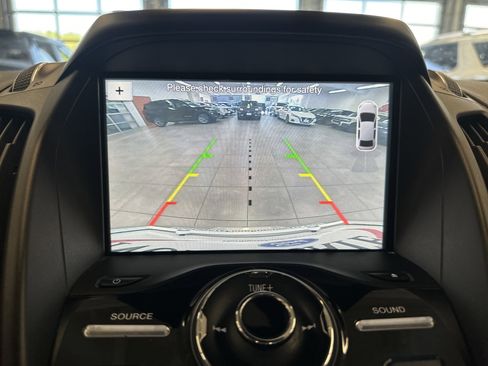 Used 2017 Ford Escape Titanium FWD image 32