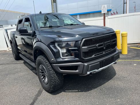 Used 2019 Ford F150 Raptor w/ Equipment Group 802A Luxury AWD/4WD image 21