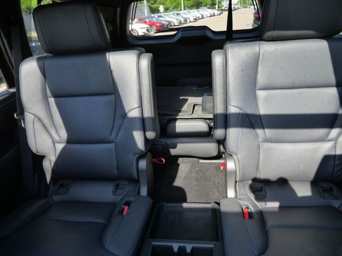 Certified 2024 Toyota Sequoia Platinum AWD/4WD image 13