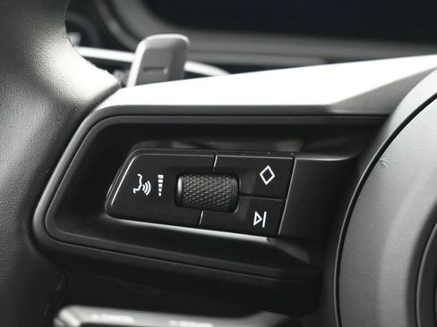 New 2025 Porsche Cayenne S AWD/4WD image 22
