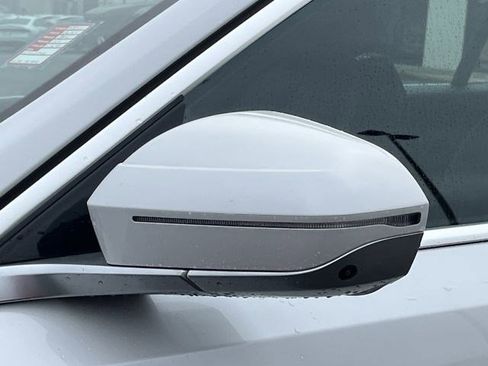 Used 2025 BMW i5 eDrive40i RWD image 34