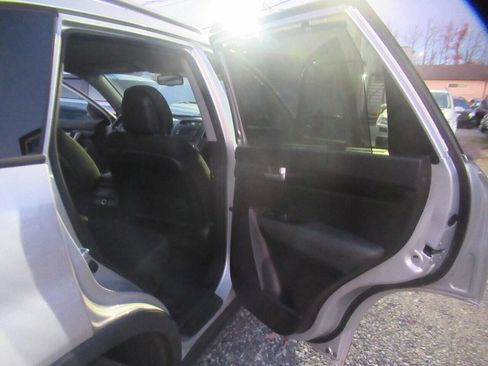 Used 2015 Kia Sorento LX image 25