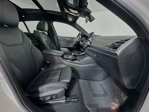 Used 2024 BMW X4 xDrive30i w/ Parking Assistance Package image 28