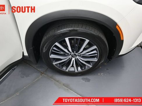 Used 2024 INFINITI QX60 Autograph w/ Cargo Package AWD/4WD image 39