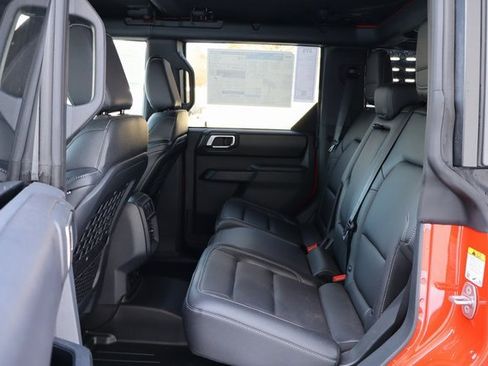 New 2025 Ford Bronco Badlands image 38