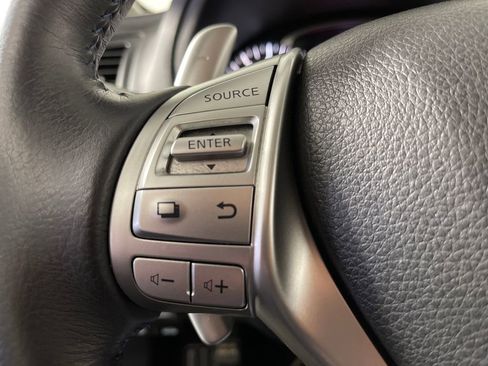 Used 2018 Nissan Altima 2.5 SR w/ SR Midnight Edition FWD image 28