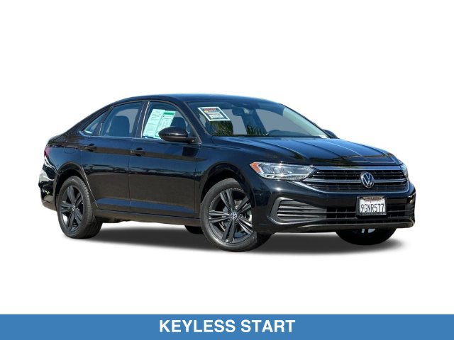 Used 2023 Volkswagen Jetta SE w/ Panoramic Sunroof Package FWD image 2