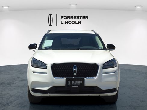 Used 2022 Lincoln Corsair AWD w/ Equipment Group 101A image 8