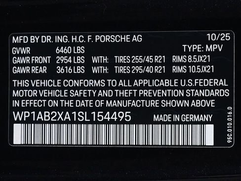 New 2025 Porsche Macan 4S Electric image 28