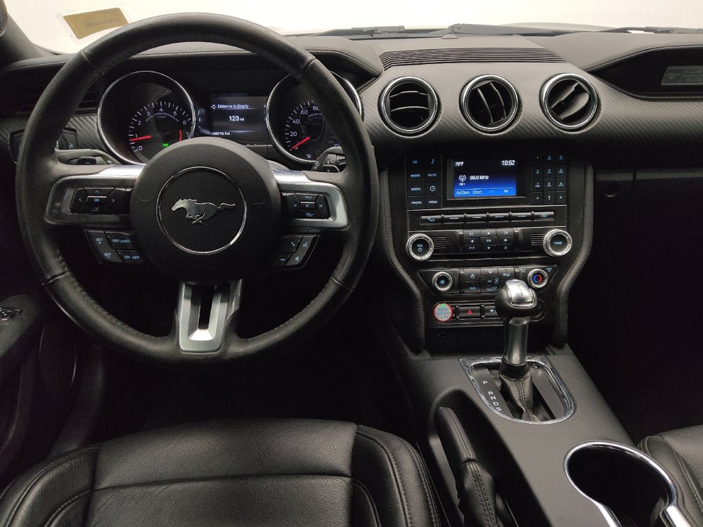 Used 2015 Ford Mustang Coupe RWD image 22