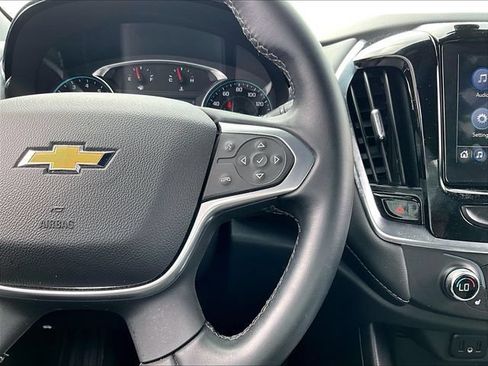 Used 2023 Chevrolet Traverse LT FWD image 25