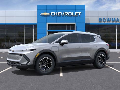 New 2026 Chevrolet Equinox EV LT FWD image 2