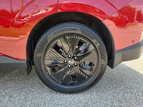 Certified 2025 Nissan Murano SV AWD/4WD image 10