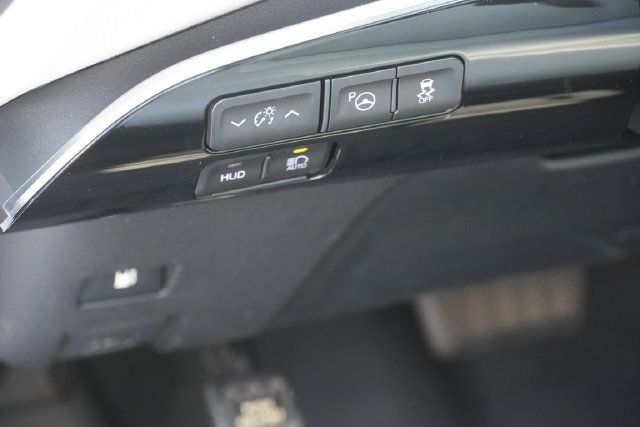 Used 2021 Toyota Prius Limited FWD image 23
