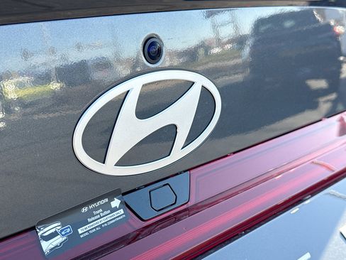 New 2026 Hyundai Elantra SEL Sport Premium image 11