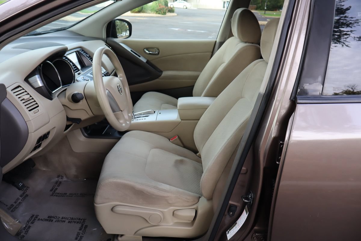 Used 2013 Nissan Murano S AWD/4WD image 19