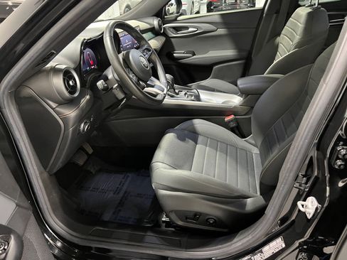 Used 2024 Alfa Romeo Tonale Ti image 23