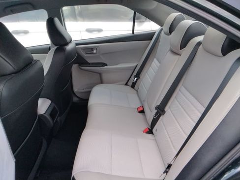 Used 2016 Toyota Camry SE w/ Protection Package (Q2) FWD image 12