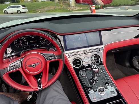 Used 2020 Bentley Continental GT AWD/4WD image 17