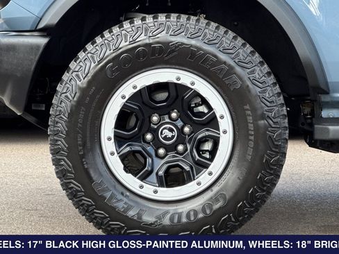 Used 2023 Ford Bronco Outer Banks w/ Sasquatch Package AWD/4WD image 27