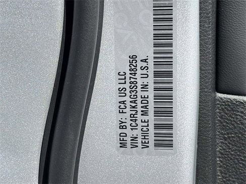 New 2025 Jeep Grand Cherokee L Laredo w/ Luxury Tech Group I image 26