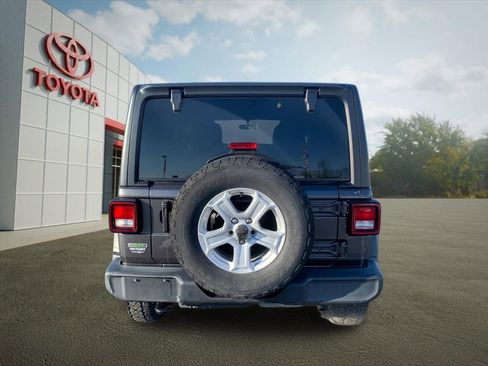 Used 2020 Jeep Wrangler Unlimited Sport S image 4
