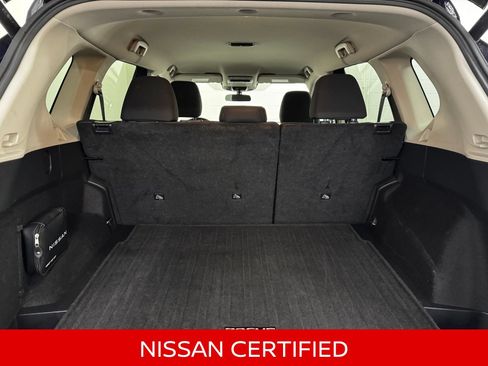 Certified 2025 Nissan Rogue SV AWD/4WD image 36