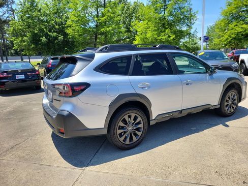 Used 2023 Subaru Outback Onyx Edition AWD/4WD image 8