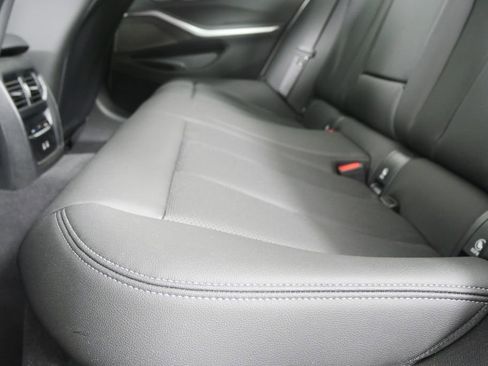 Certified 2025 BMW 330i Sedan w/ Premium Package RWD image 14