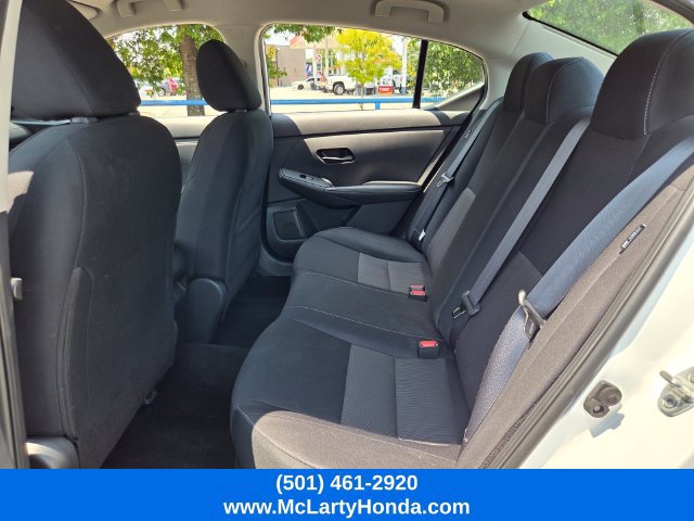 Used 2024 Nissan Sentra SV FWD image 11